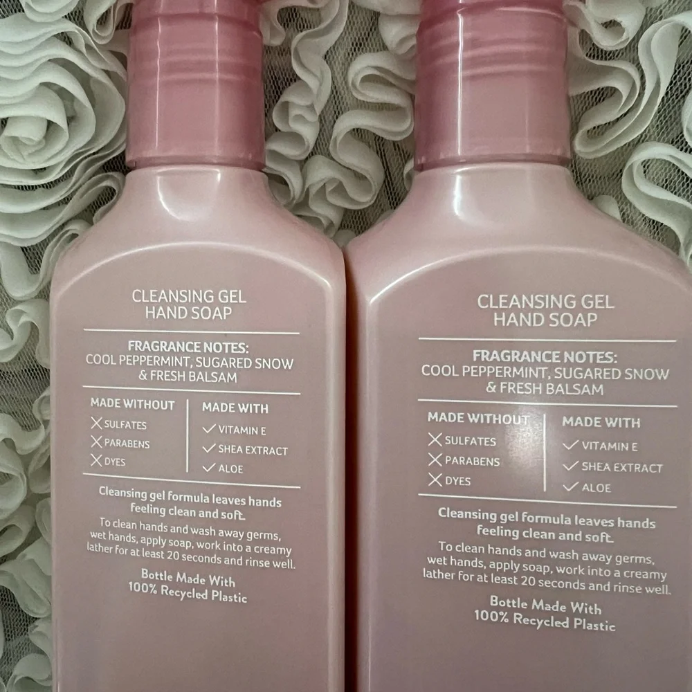 BNWT! BBW Twisted Peppermint Gel hand soap 2 pieces 💝💝
